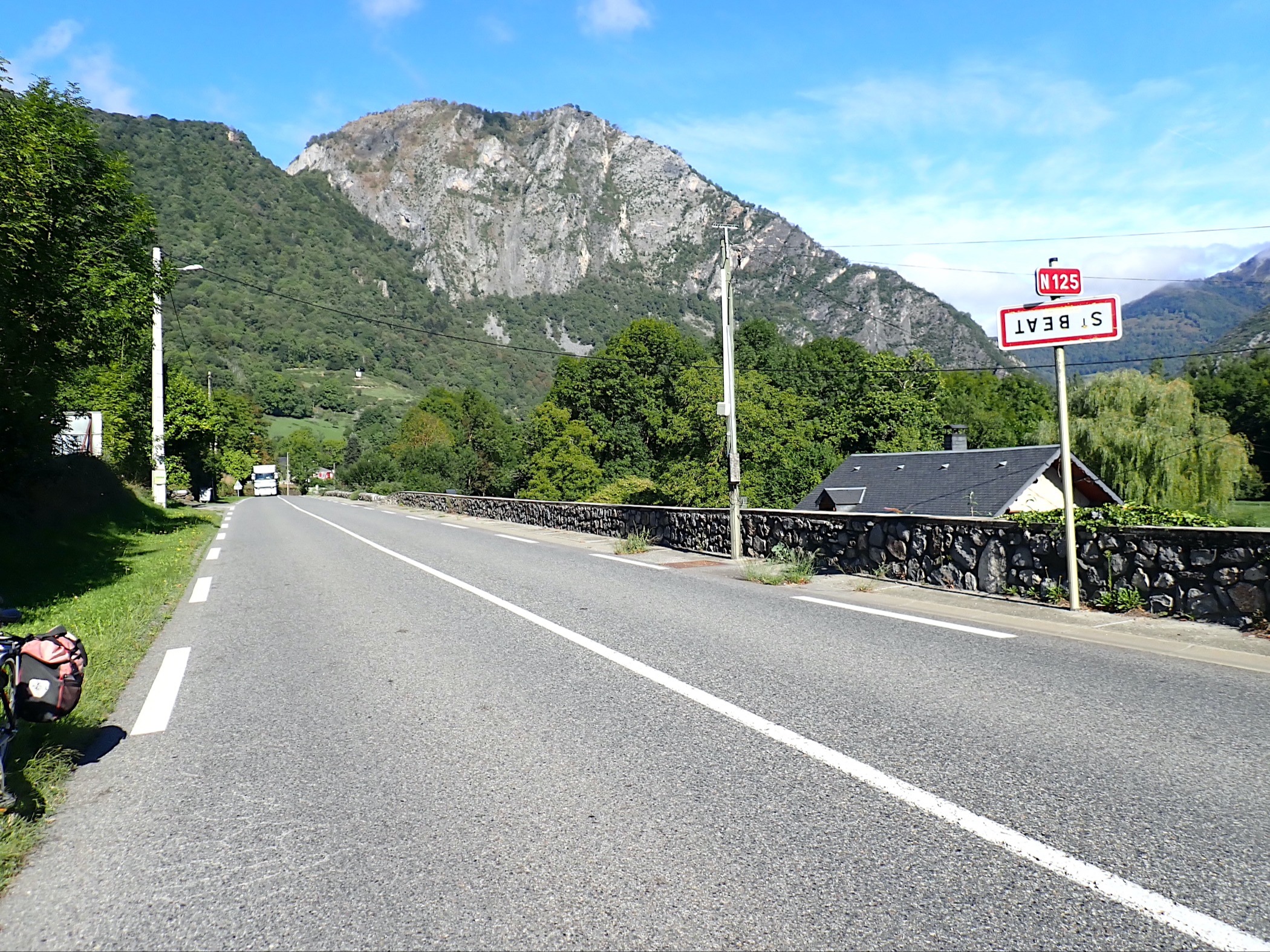 St-Béat-Arlos 3km sur la N125